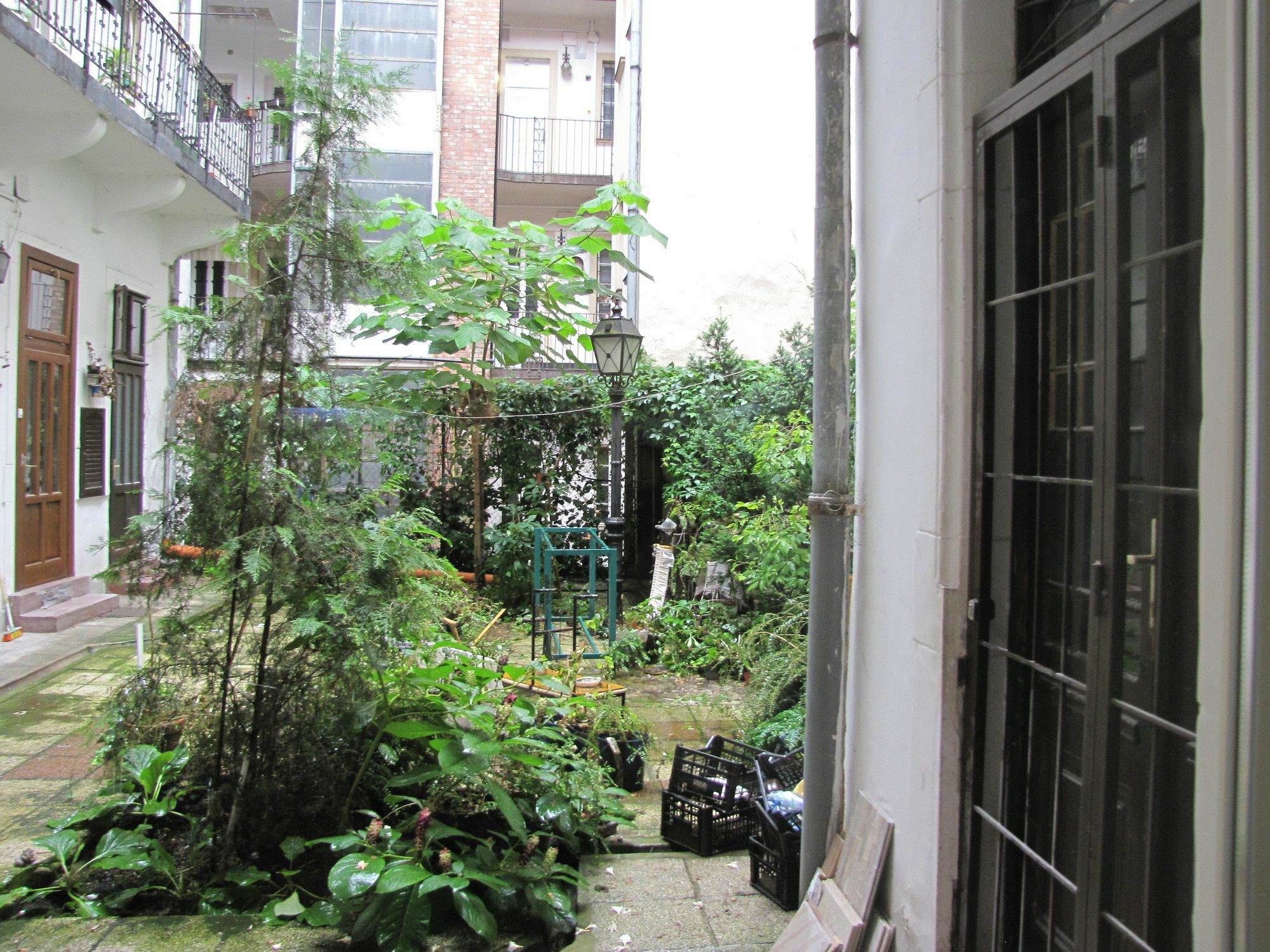 Oasis Of Downtown Apartment Budapest Exterior photo